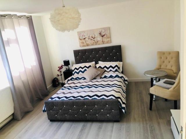 Beautiful Large Room In London Flat Londres Exterior foto